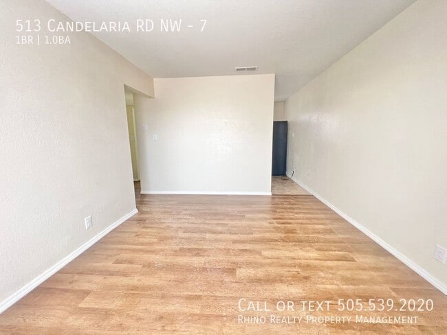 Photo - 513 Candelaria Rd NW Unit 7