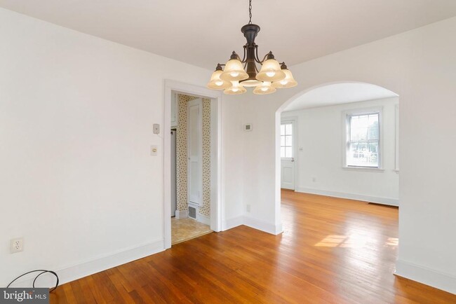 Photo - 502 Wayne Ave