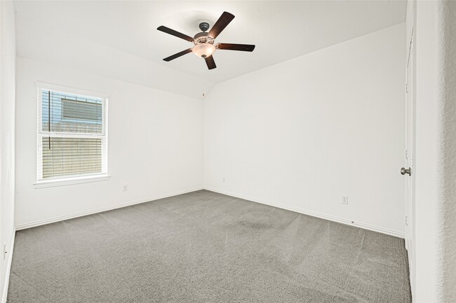 Photo - 31422 Vineyard Creek Dr