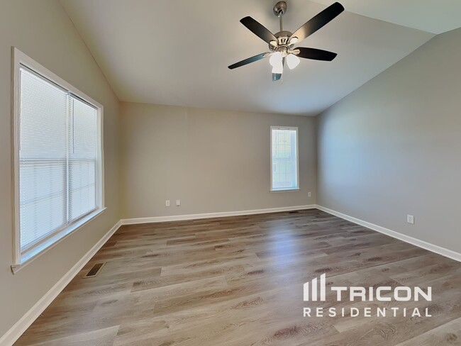 Photo - 2451 Jimmy Carter Way