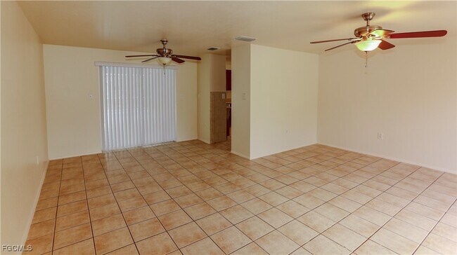 Photo - 1366 Nimrod St