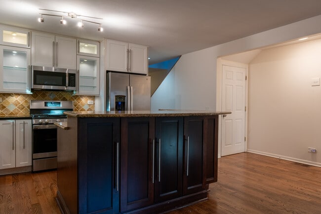 Photo - 912 Crain St