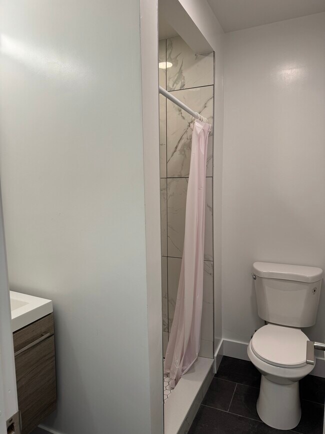 Photo - 53 Joy St Unidad 2