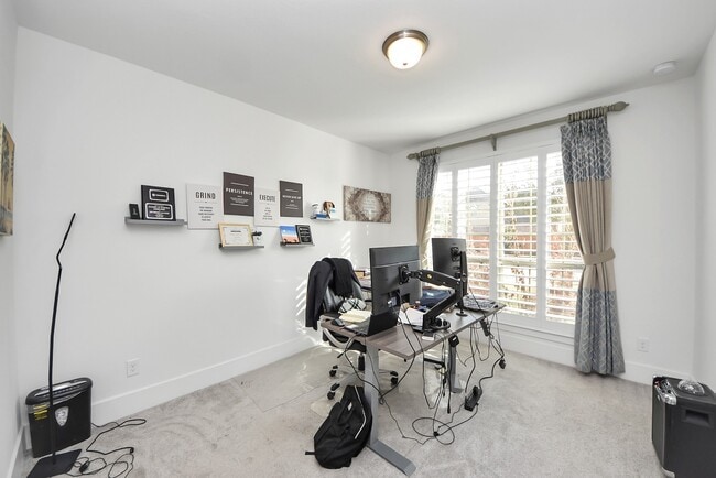 Building Photo - 26514 Star Blossom Ln