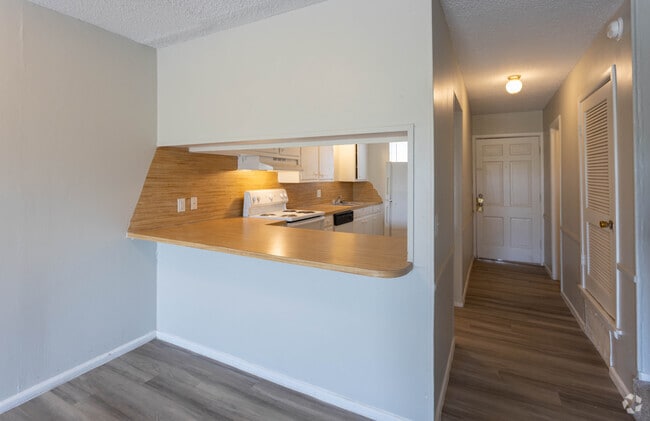 2BR, 1.5BA - 1,280 SF