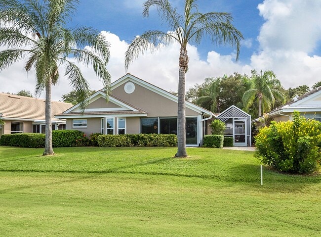 Photo - 540 Clubside Cir