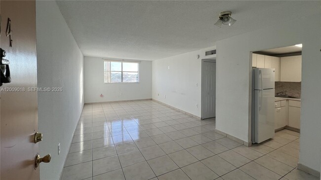Photo - 666 W 81st St Unit 304