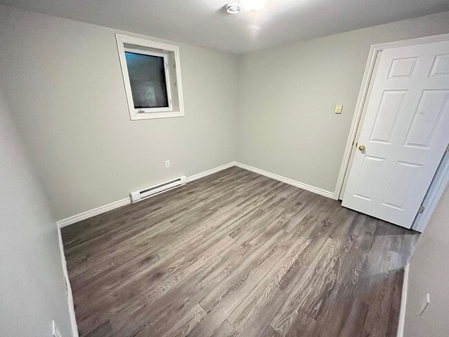 Photo - 7 Stanhope Dr