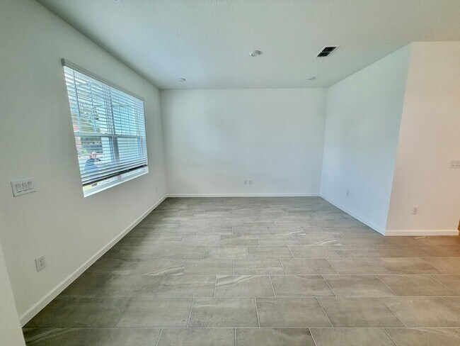 Photo - Winter Springs - 4 Bedroom, 2.5 Bathroom - $2795.00