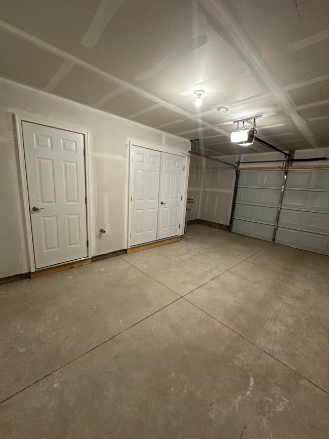 Photo - 30017 Center St