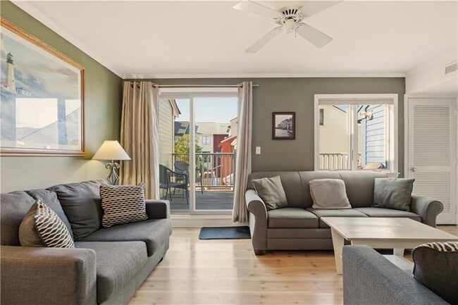 Building Photo - 216 Goddard Row