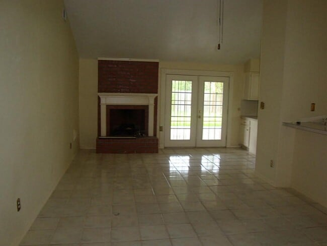 Photo - 6806 Caddo Lake Ln