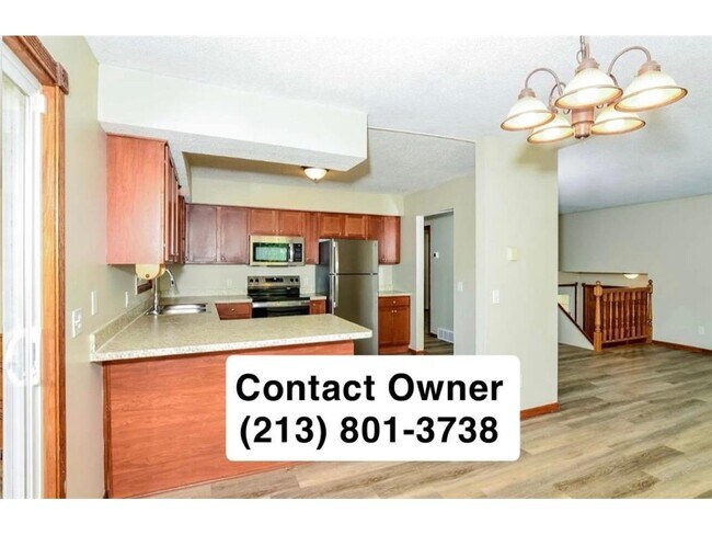 Photo - 421 Rush Ave NW
