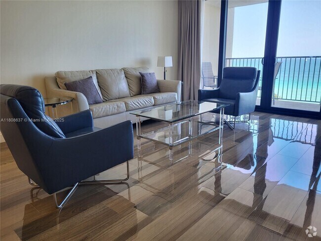 Building Photo - 2101 S Ocean Dr Unit 1002 Rental