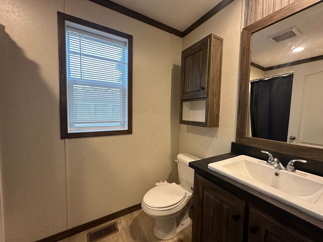 Photo - 76 E U.S. Hwy 6