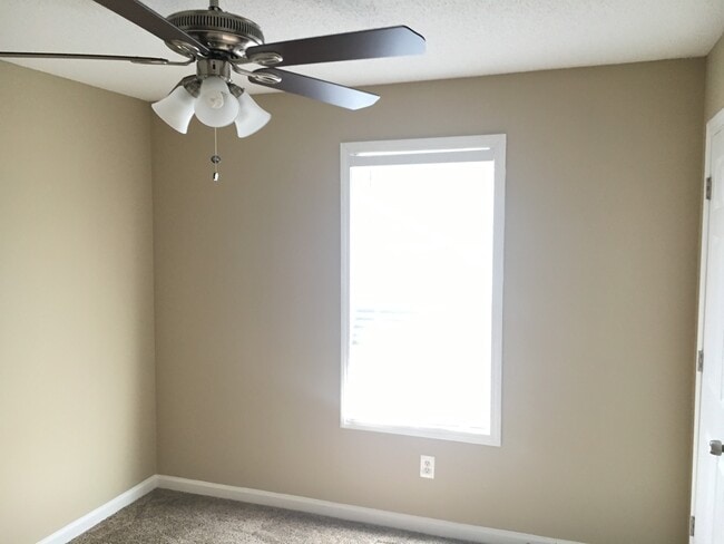 Photo - Perfect 3 Bedroom, 2 Bath Home For Rent