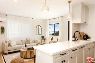 Photo - 17 Sunset Ave