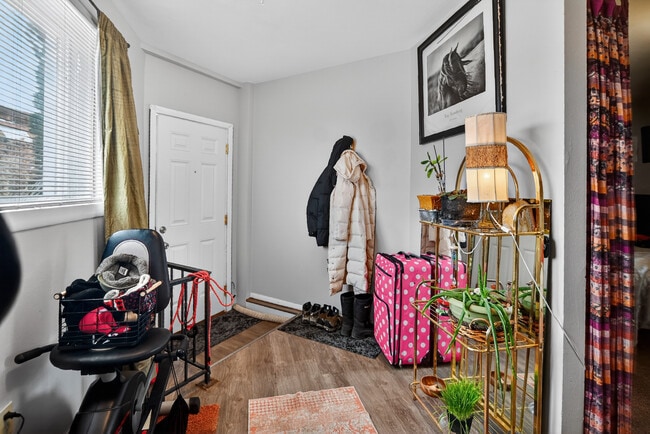 Photo - 203 S Main St