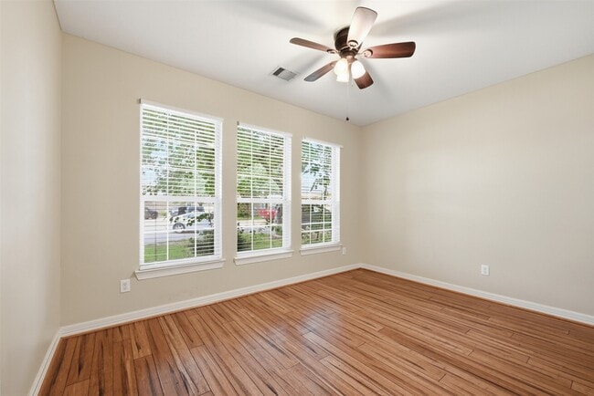 Photo - 25203 Oak Villa Dr