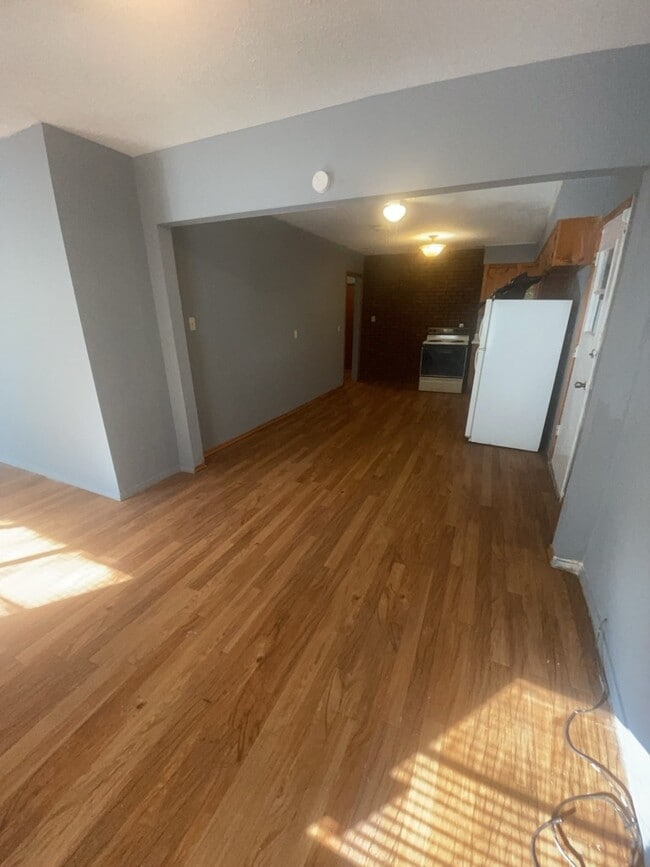 Photo - 3655 Horton St