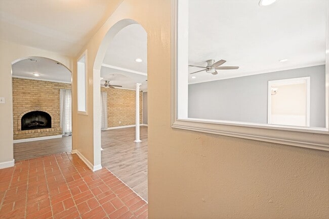Photo - Beautifully Updated Home in the Heart of Irving – Prime Location!