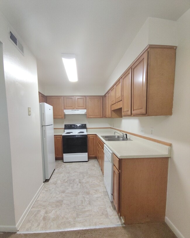 Photo - 600 Reusens Rd Unit M136