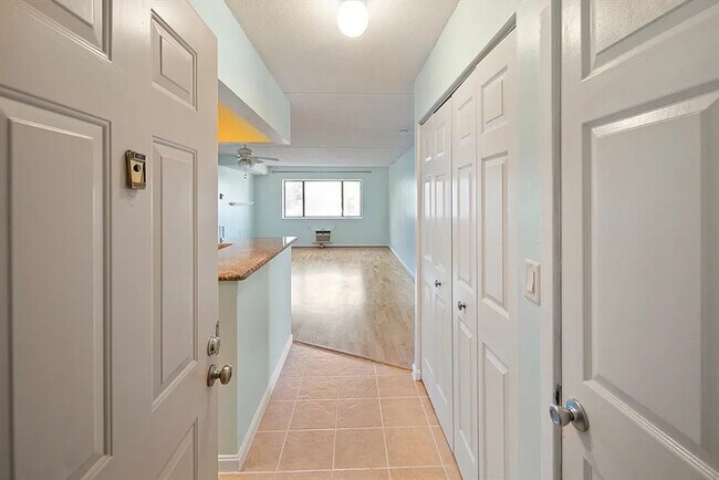 4975 Washington St Unit 311