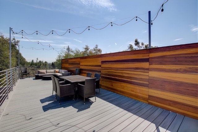 Building Photo - 7505 Hampton Ave Unit 16