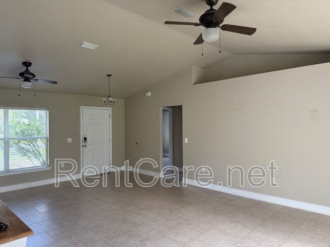 Photo - 2370 Pine St
