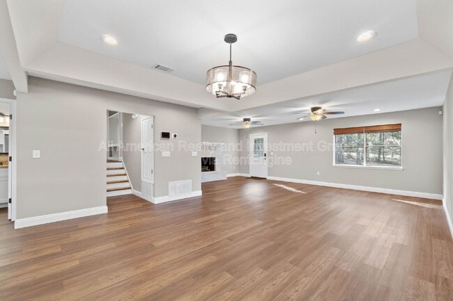 Photo - 1315 Grandview Dr