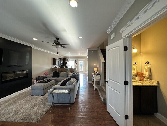 Photo - 154 Mallard Ln