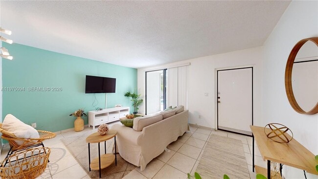 Photo - 2345 NE 135th St Unit 101