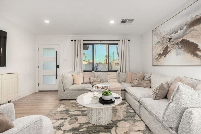 1238 N 78th St Unidad SI ID1558656P