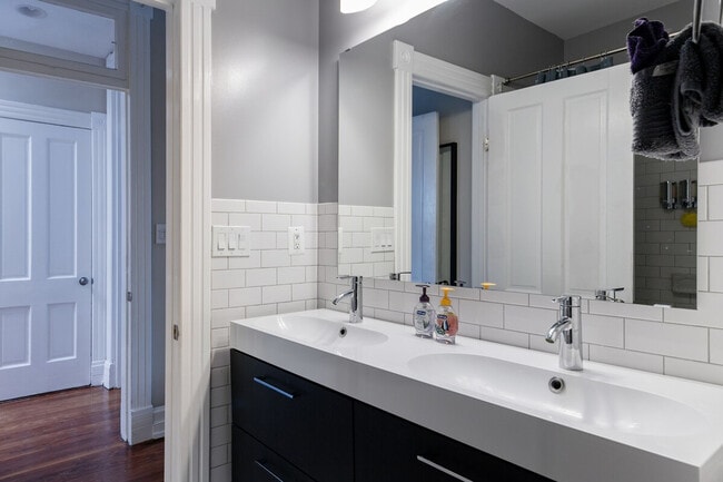 Photo - 436 Q St NW Unidad ID1034729P