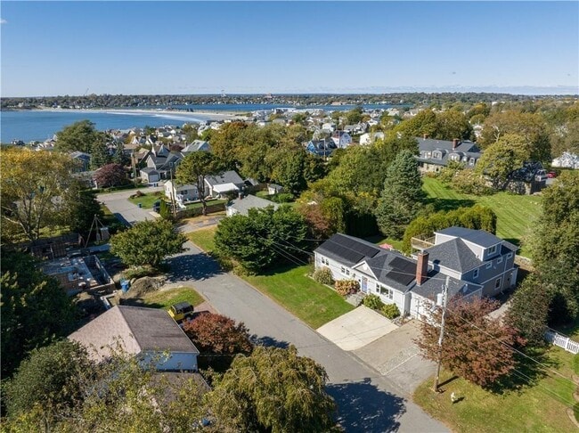 4 James St Unit 1