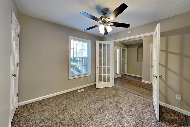 Photo - 6778 Oakhurst Ct