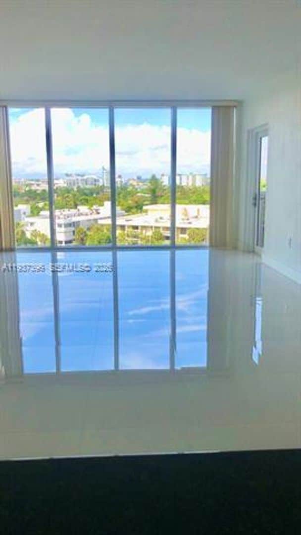 Photo - 10275 Collins Ave Unit 10275 Collins Ave appt 727