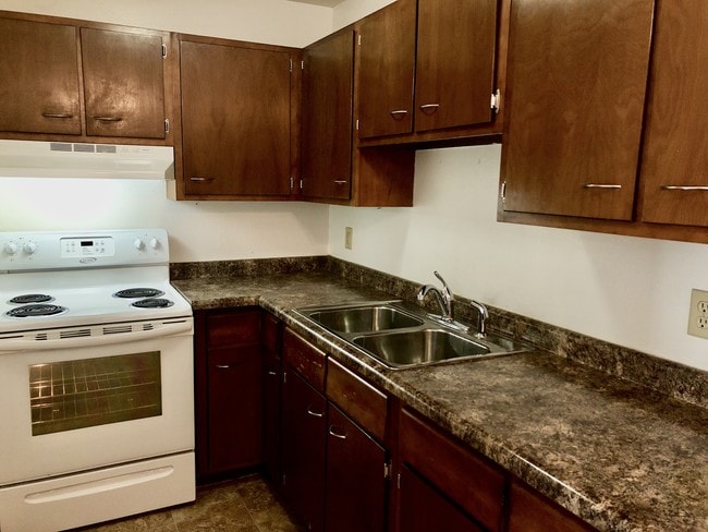 Lamplighter Apartments