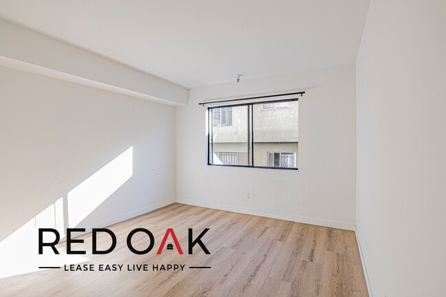 Photo - ~1 Month FREE~ Lovely, Spacious One Bedroo... Unidad 104