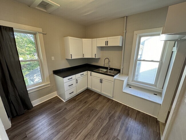 Photo - 616 W College Ave Unit 616