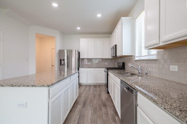 Photo - 509 Goat Willow Ln