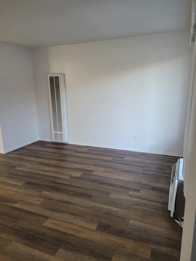 Photo - 11811 Old River School Rd