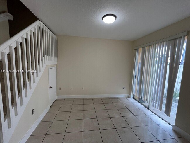 Photo - 10908 SW 240 Ln