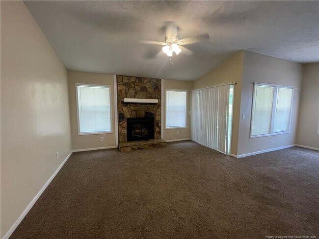 1000 Wood Creek Dr