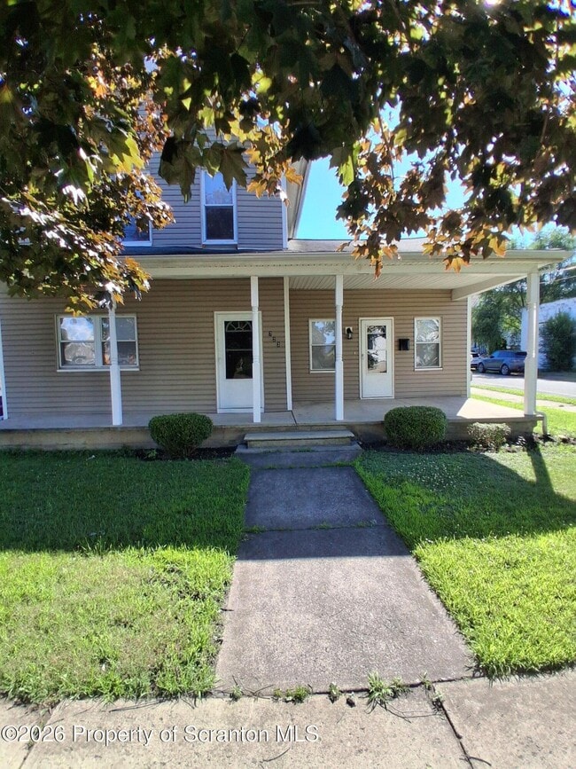 Photo - 723 Exeter Ave