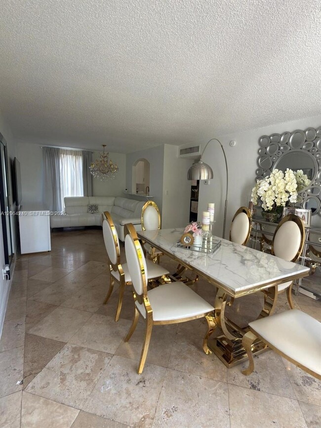 Building Photo - 2160 SW 16th Ave Unit 320