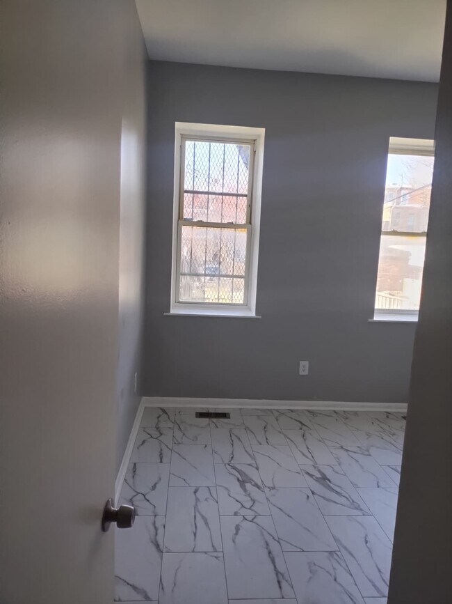 Photo - Brookfield #1