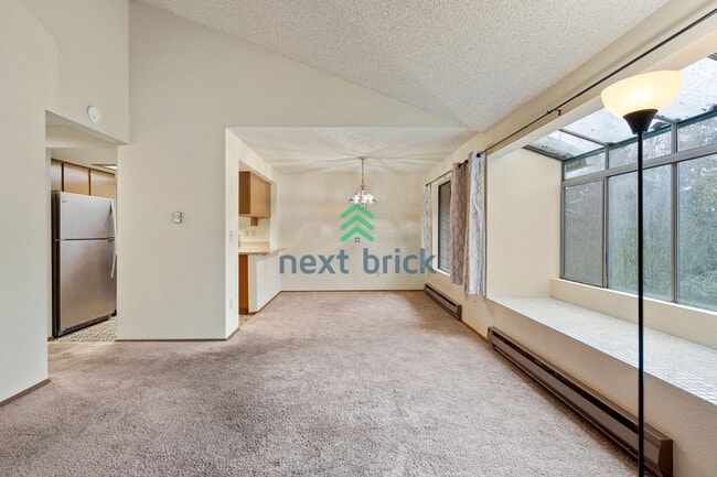 Photo - 2 BED & 2 BATH CONDO FOR RENT Unit D301