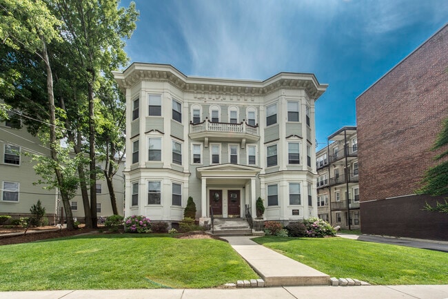 Photo - 52 Ashford St Unit 2