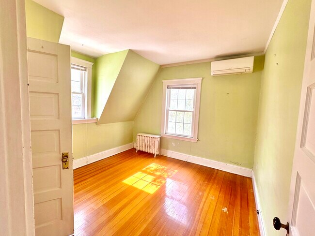 Photo - 94 Florian St